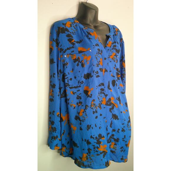 Apt 9 Long Sleeve Blue Hidden Button Blouse Splatter Pattern Leopard Pockets - Picture 3 of 4
